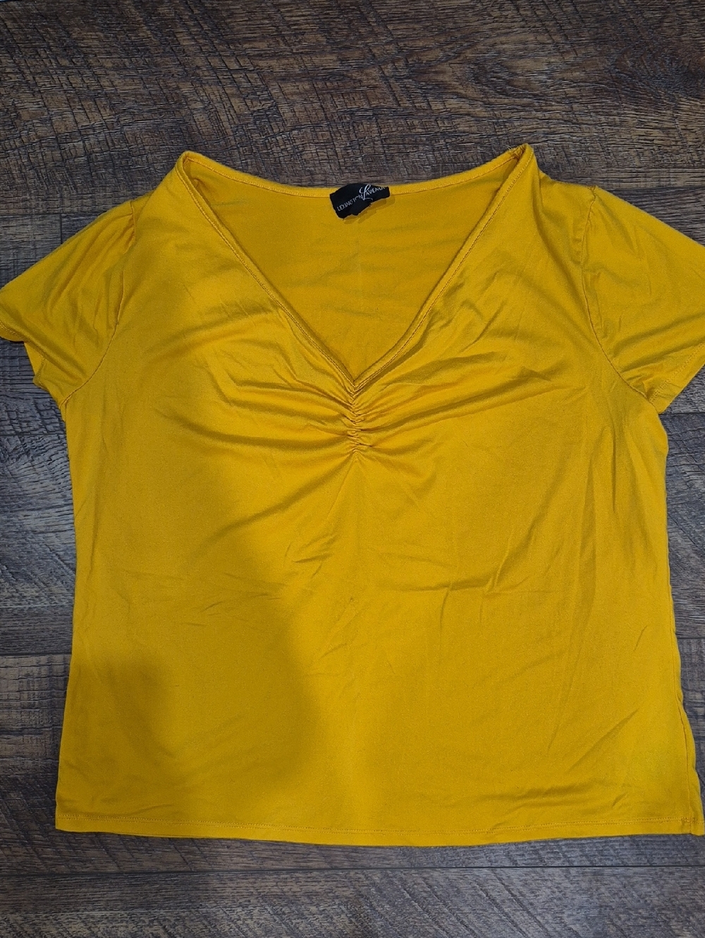 Lexington Avenue Mustard Yellow V-Neck Ruched Women's Top Size 3X